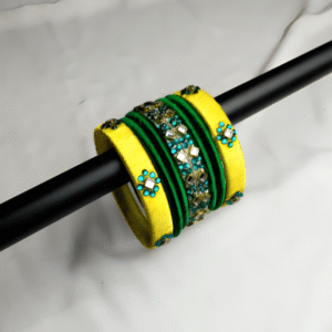 ইউনিক ডিজাইনের ১০০% হাতে তৈরি চুড়ি