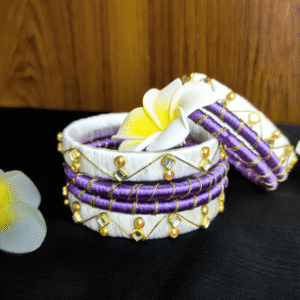 হ্যান্ডমেড চুড়ি — হাতে গড়া অনন্য সাজ