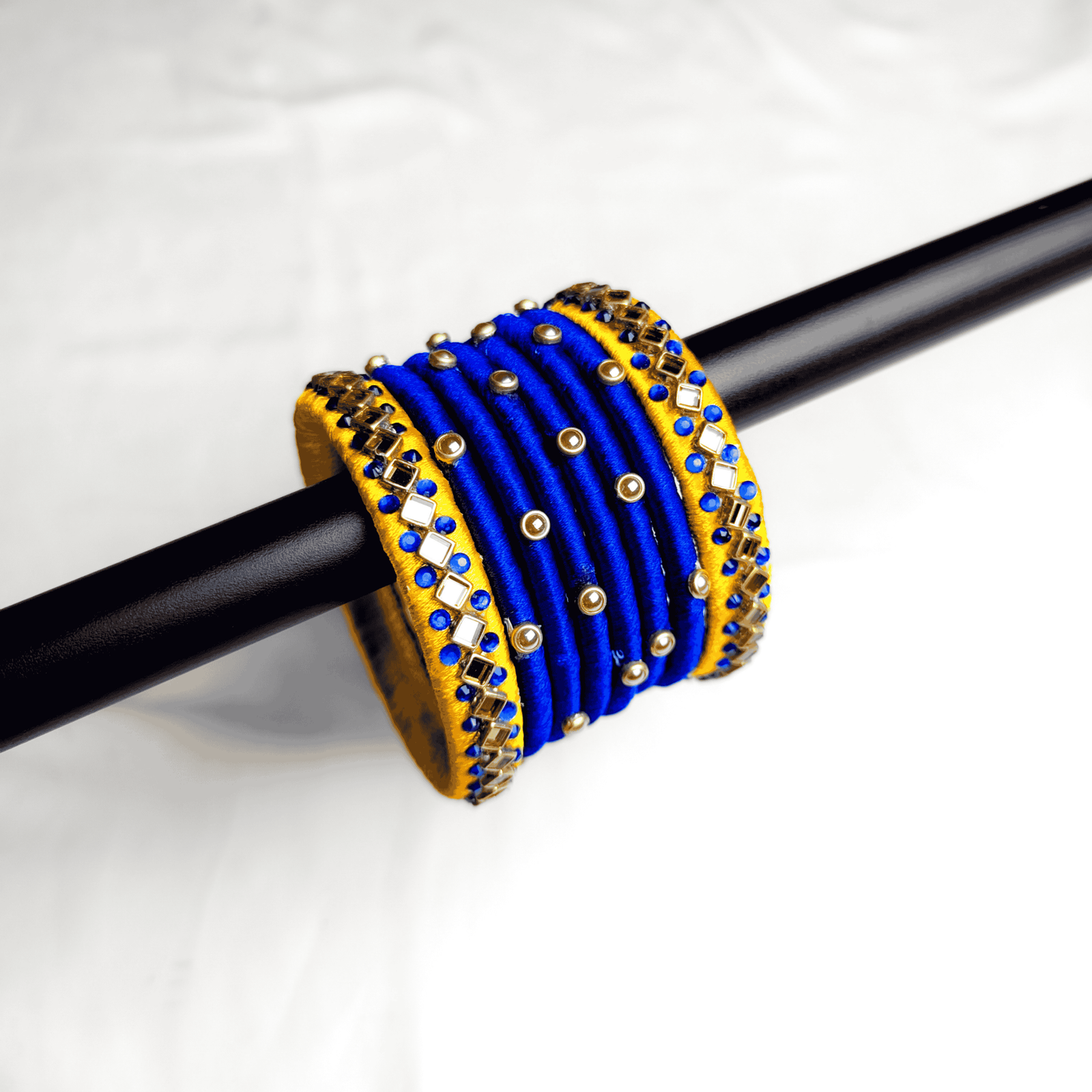 তোমার জন্য, বিশেষ ডিসকাউন্টে